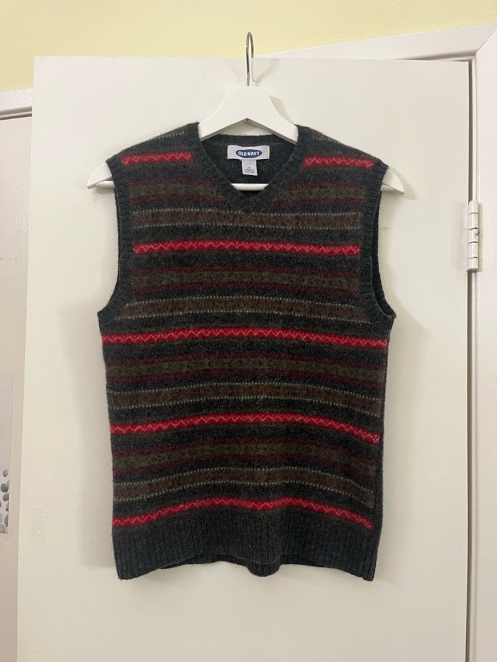 Vintage Old Navy 100% Lambswool Charcoal V-Neck Striped Sweater Vest